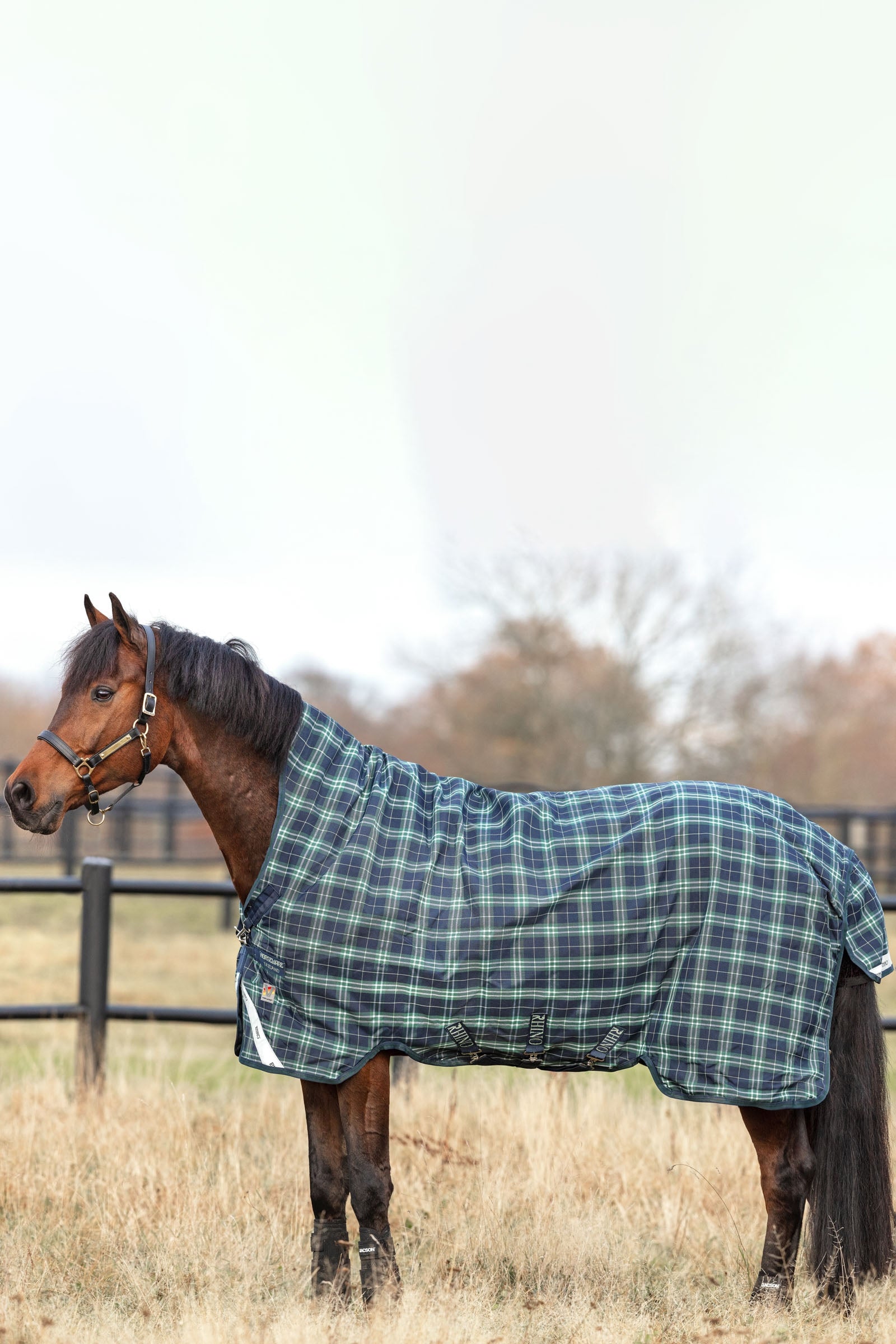Horseware Rhino Wug Vari-Layer Outdoordeken met hoge hals, 250g Paardendekens