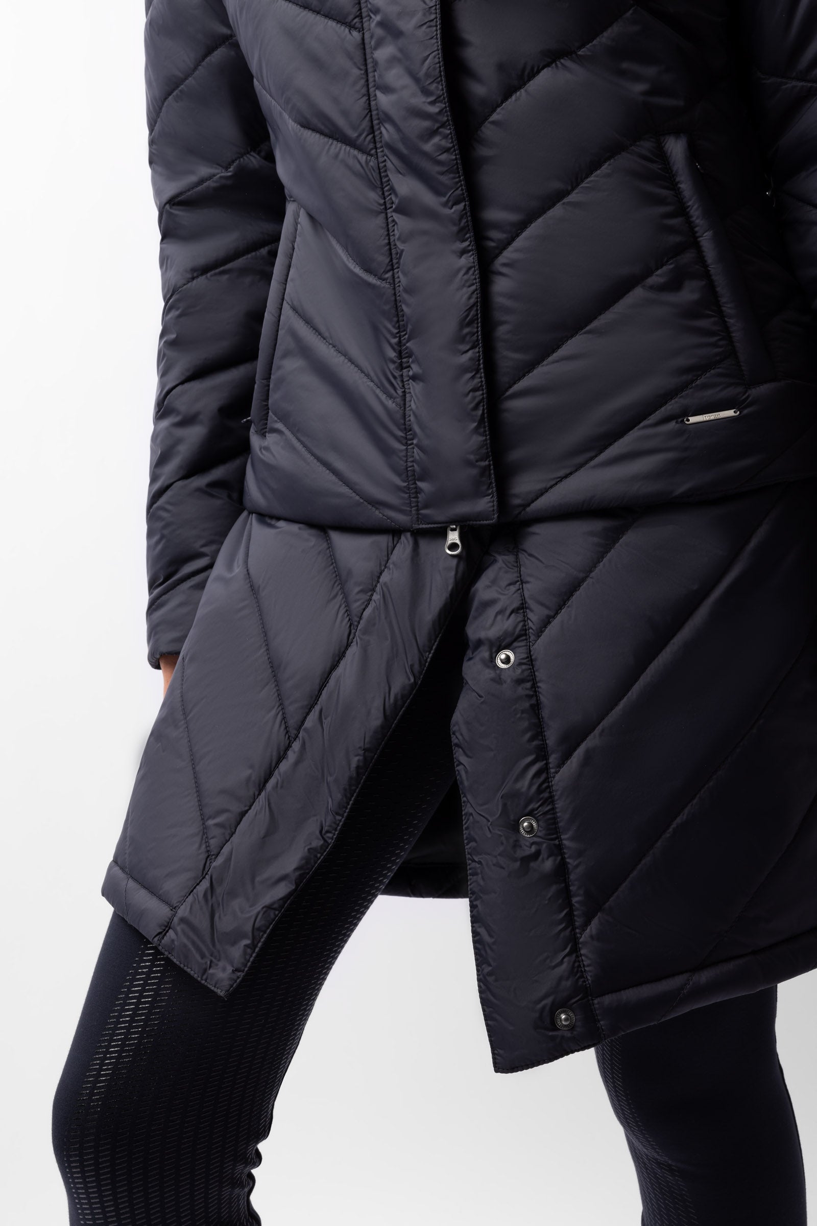 Horze Aurora Padded Parka Riding Riding Jacket with Removable Skirt Women’s Riding Clothing