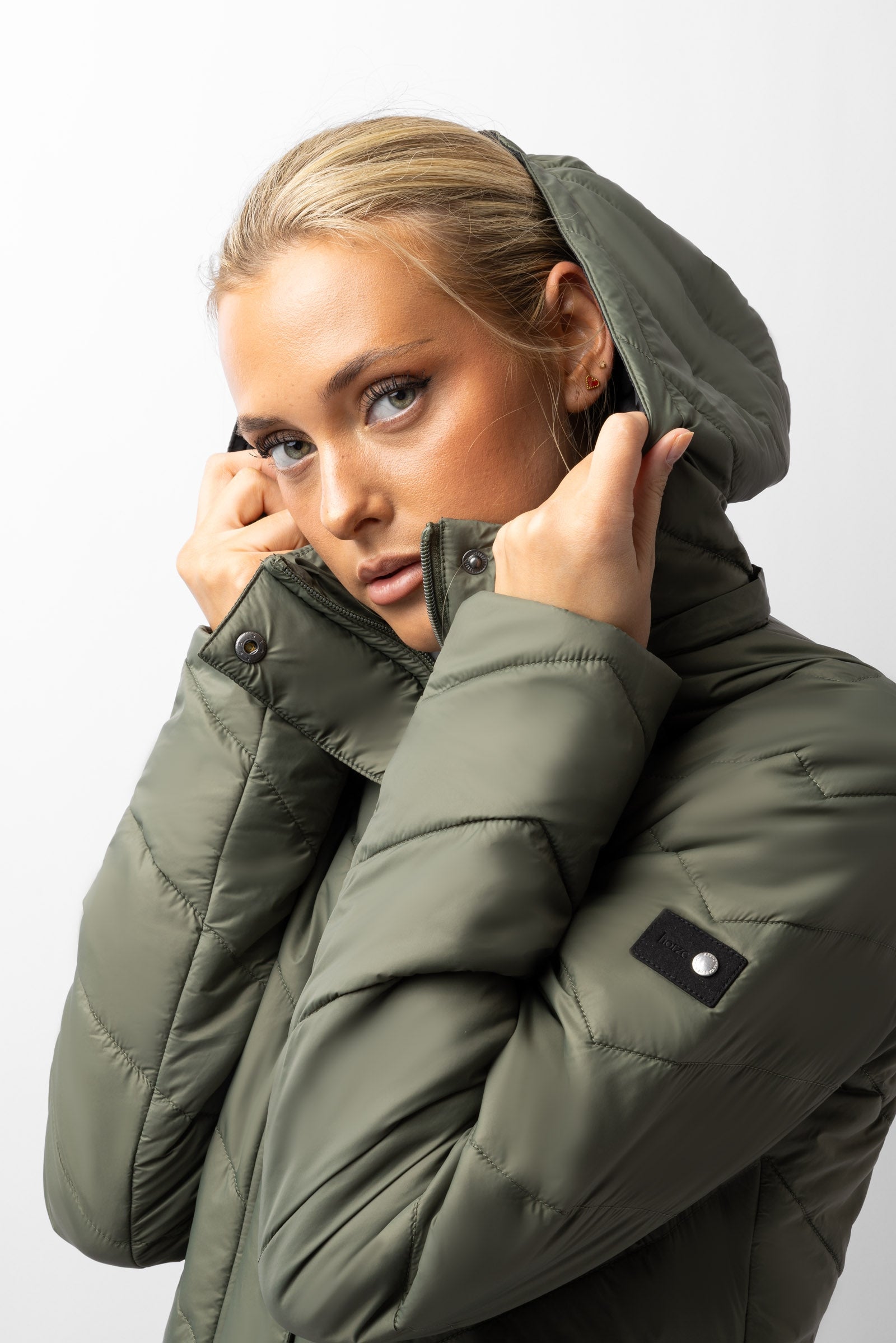 Horze Aurora Padded Parka Riding Riding Jacket with Removable Skirt Women’s Riding Clothing