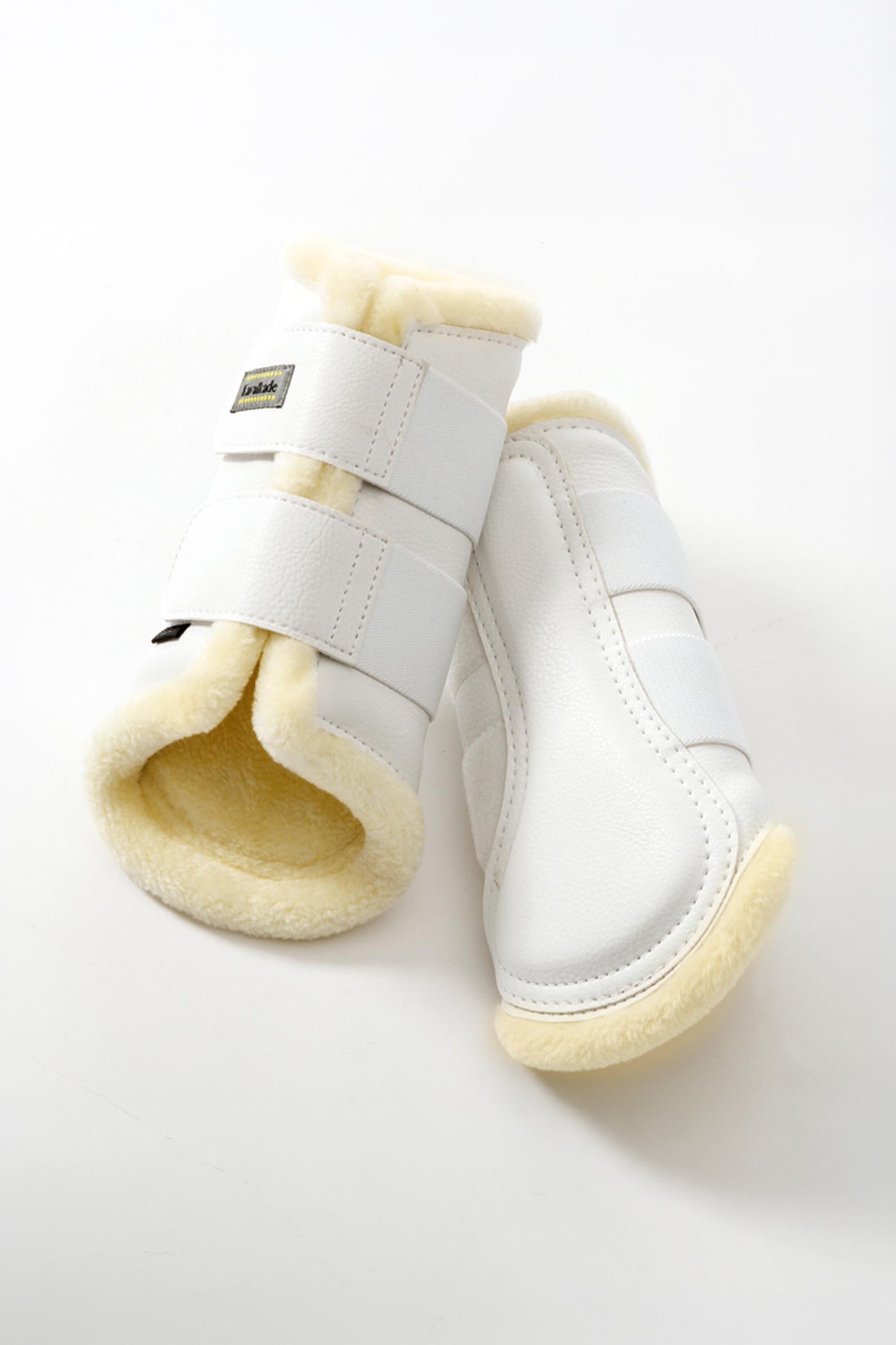 Kavalkade Anatomic Synthetic Leather Boots With Faux Fur Leg Protection & Hoof Protection for Horses