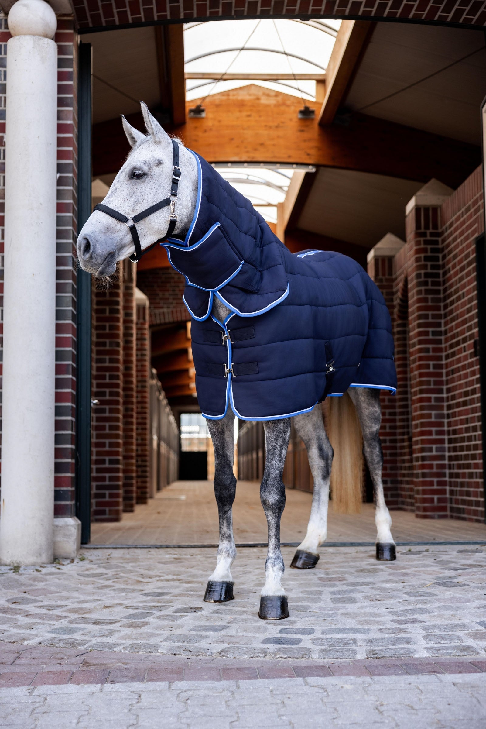 Horze Glasgow Stable Rug / Under Rug Full Neck, 150g Horse Rugs
