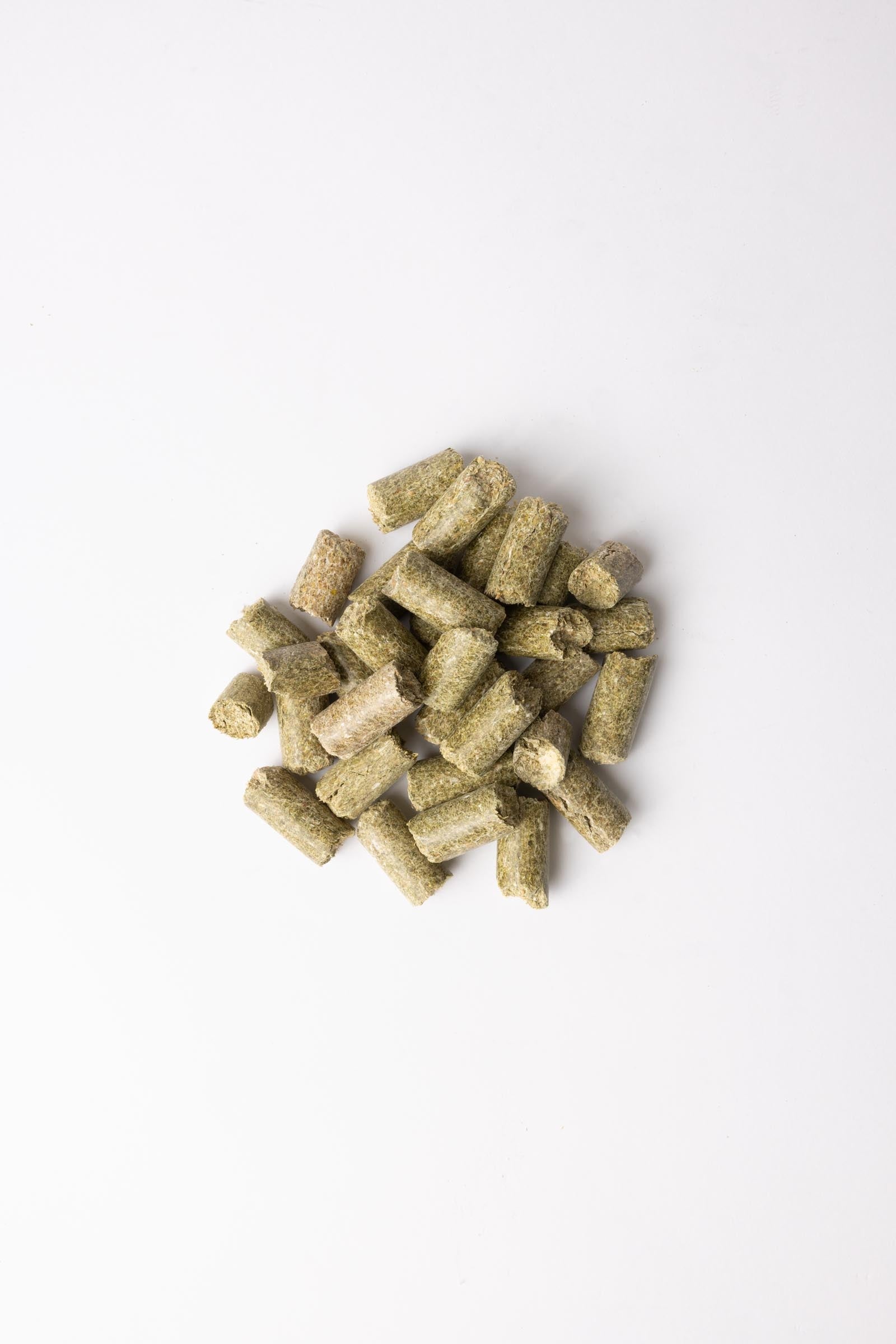 Horze Biscuits Herbs, Treats 1kg Horse Feed & Nutrition