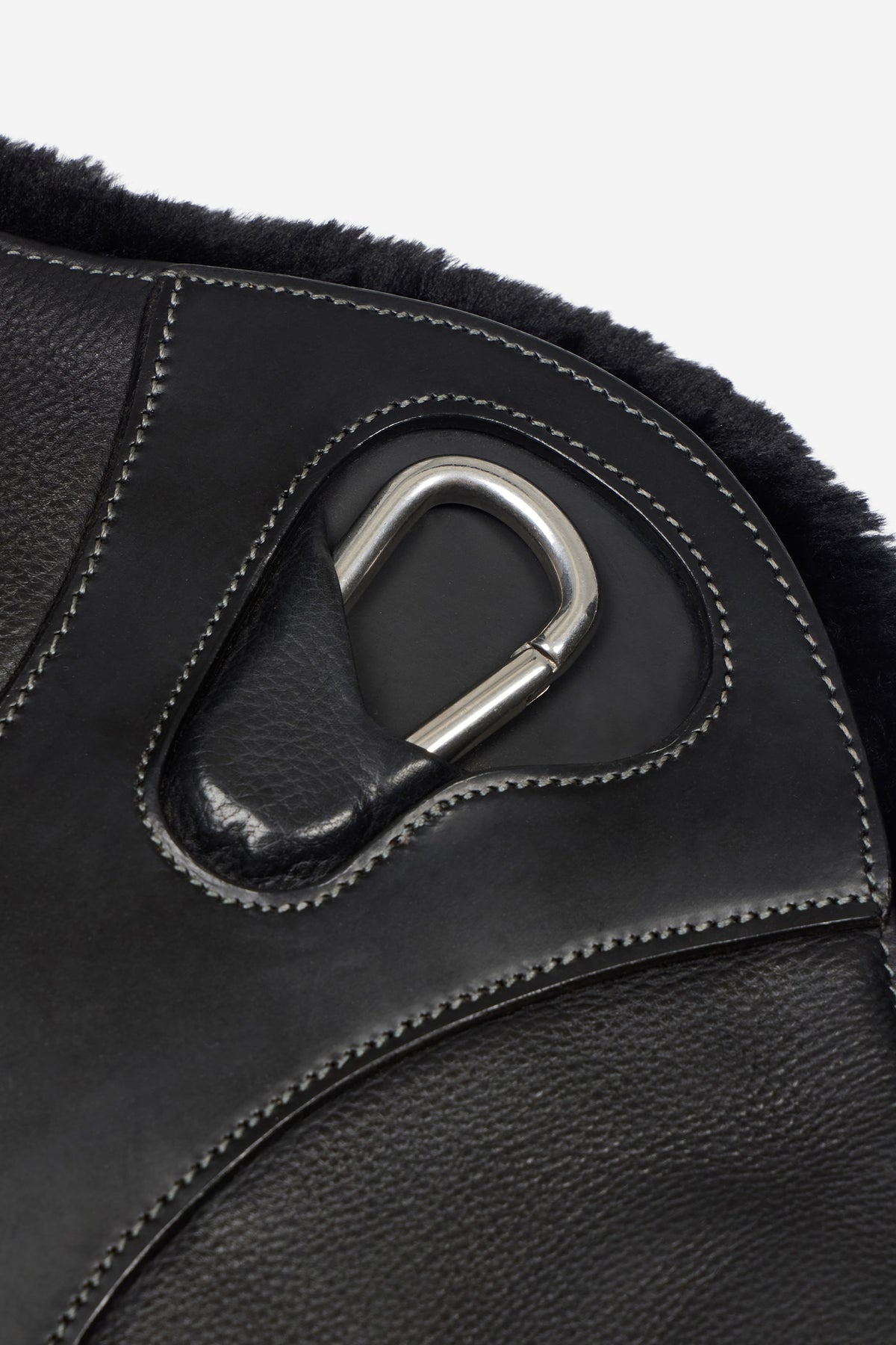 LeMieux Arika Simuwool Contoured Short Stud Girth Saddles, Girths & Stirrups