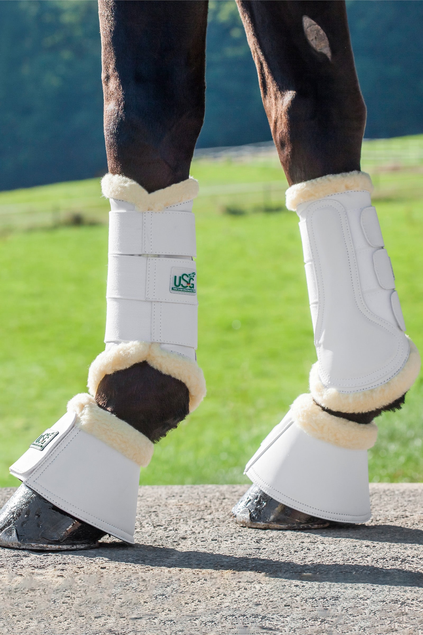 USG Breathopren Bell Boots with Faux Fur Leg Protection & Hoof Protection for Horses