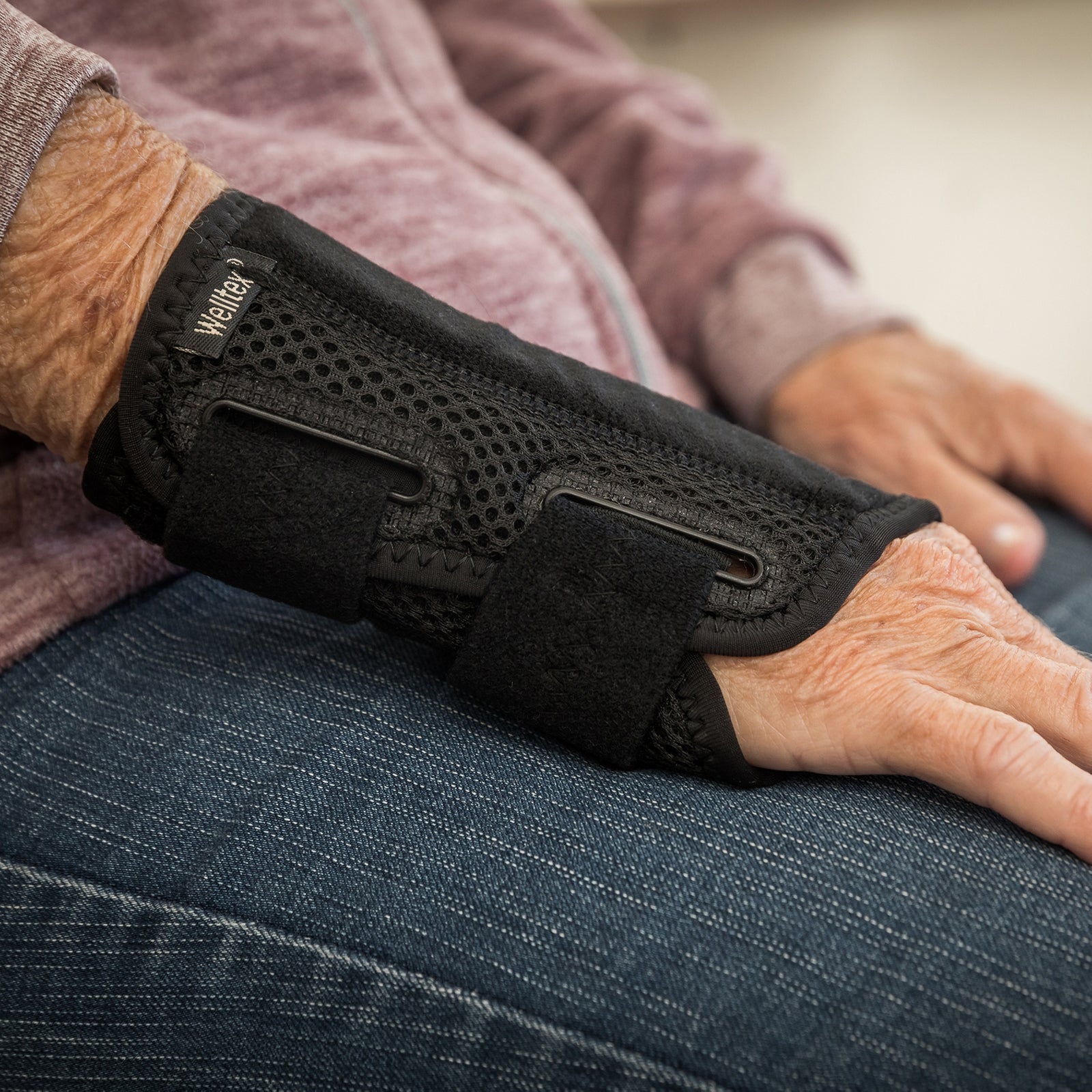 Back on Track Carpus I wrist support with Splint, Right hand Accessories