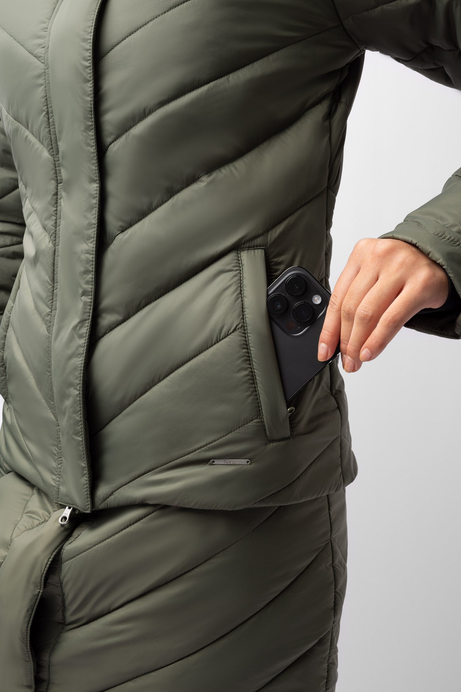 Horze Aurora Padded Parka Riding Riding Jacket with Removable Skirt Women’s Riding Clothing