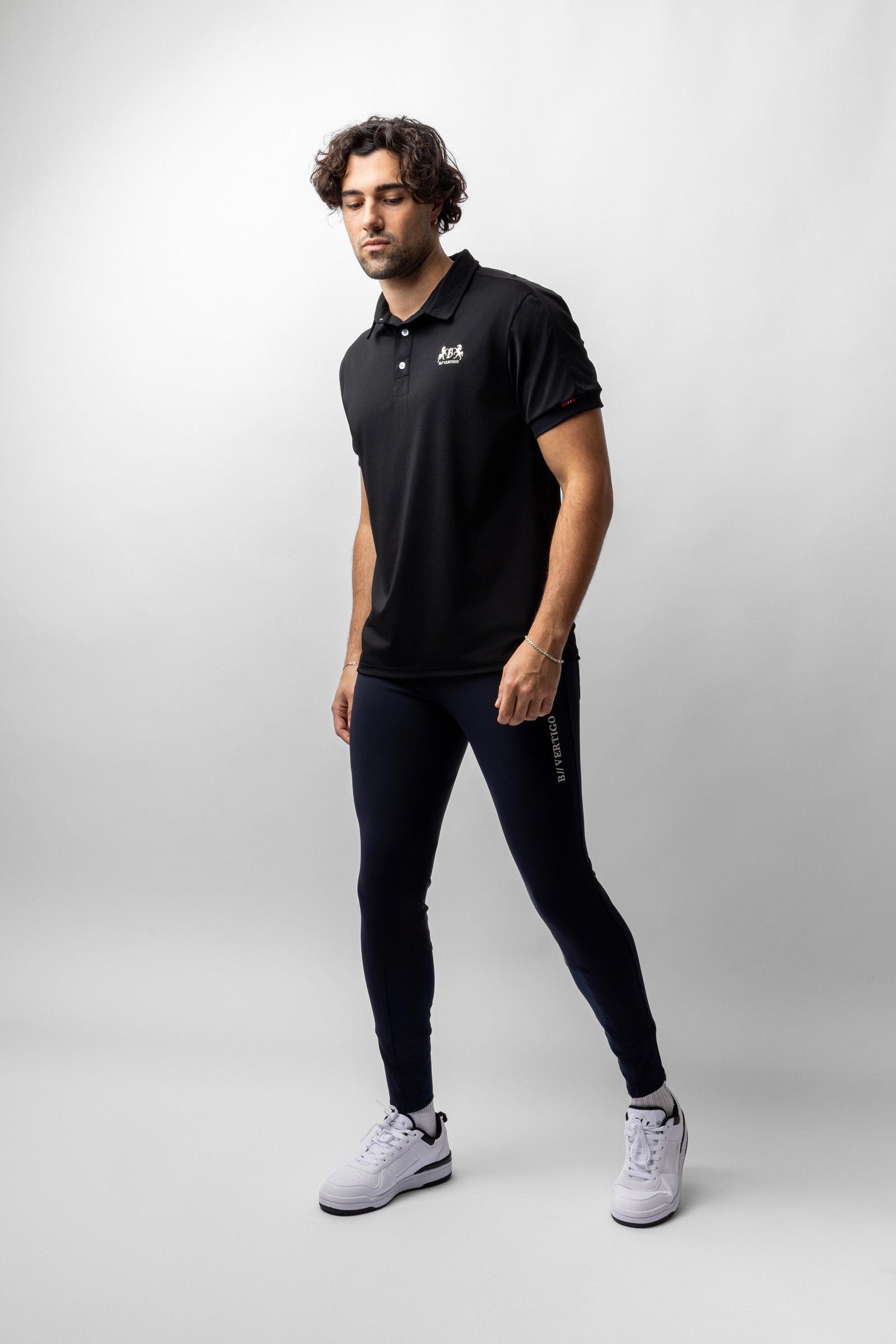 Model shot 2