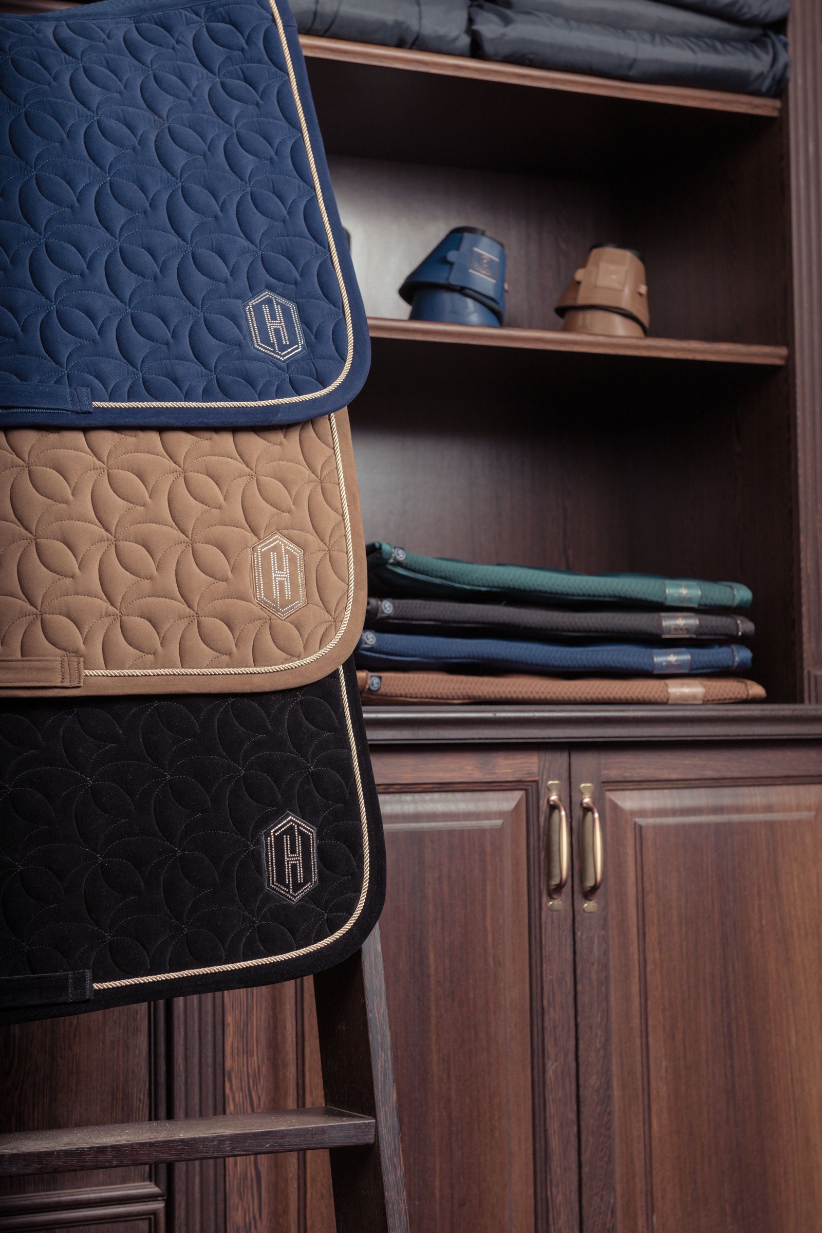 Lifestyle shot 2