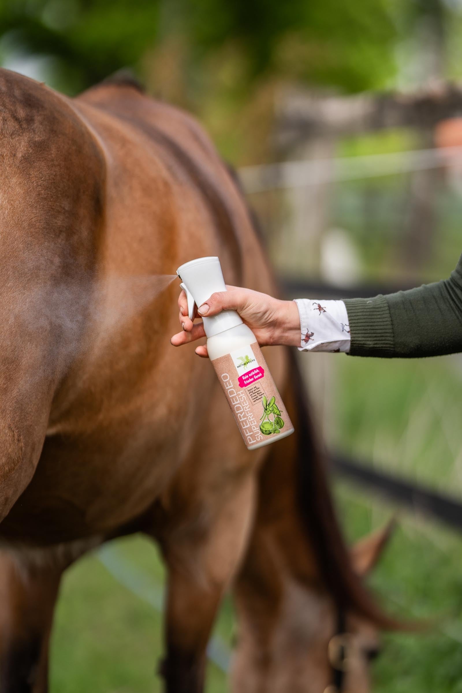 Bense & Eicke Superfresh HorseDeo, 500 ml Antifly Protection for Horses