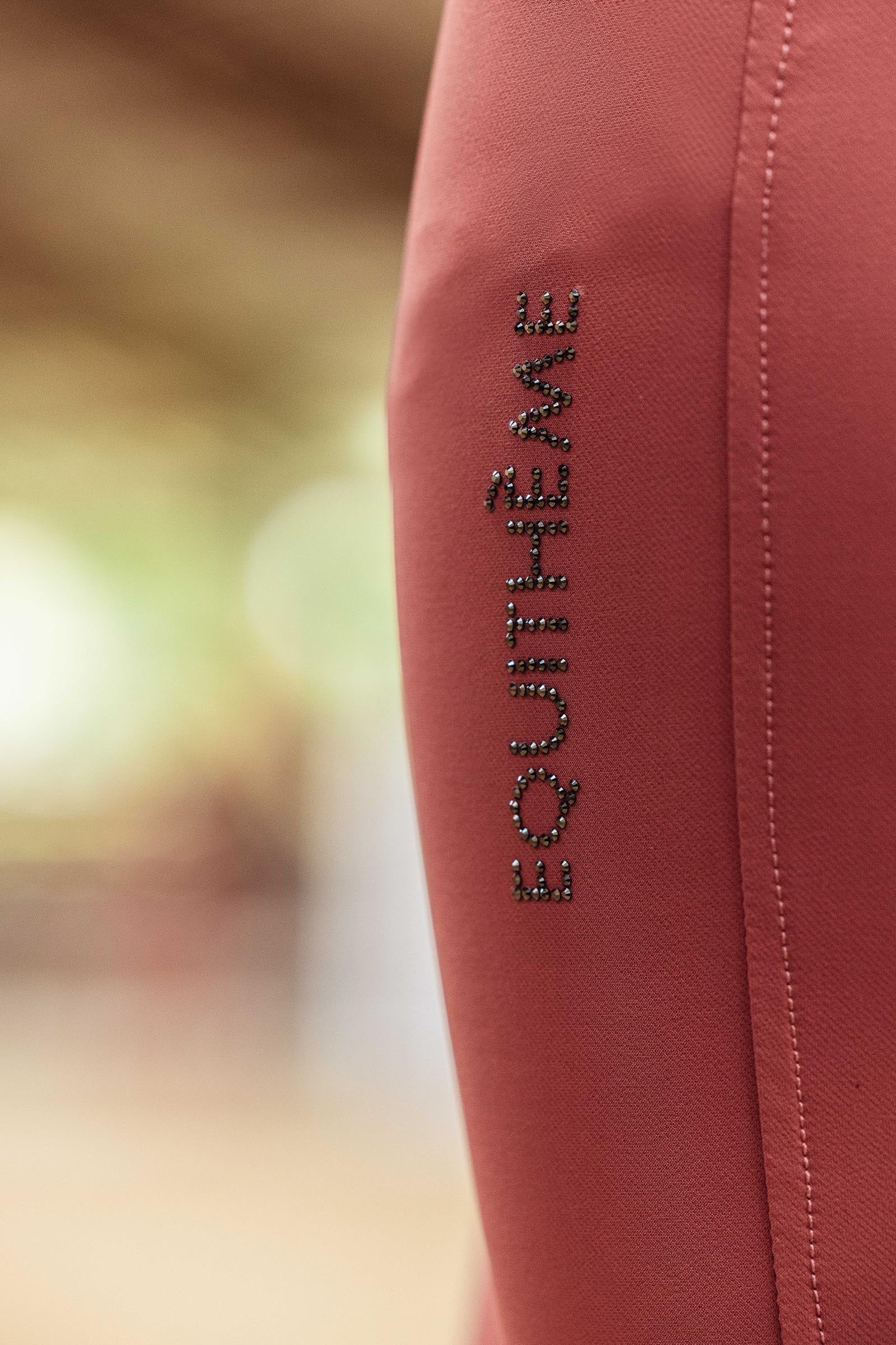 Lifestyle shot 5
