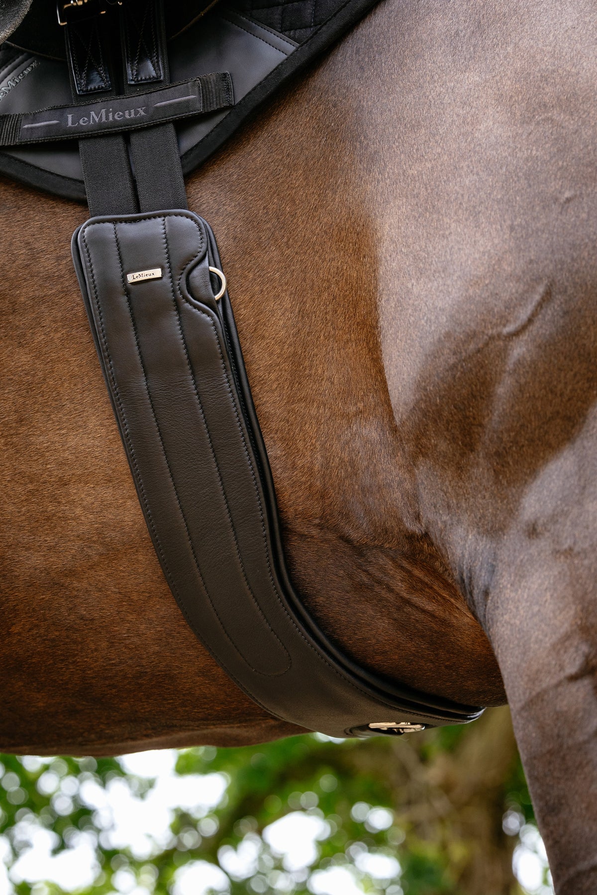 LeMieux Hunter Girth with Detachable Non-Slip Liner Saddles, Girths & Stirrups