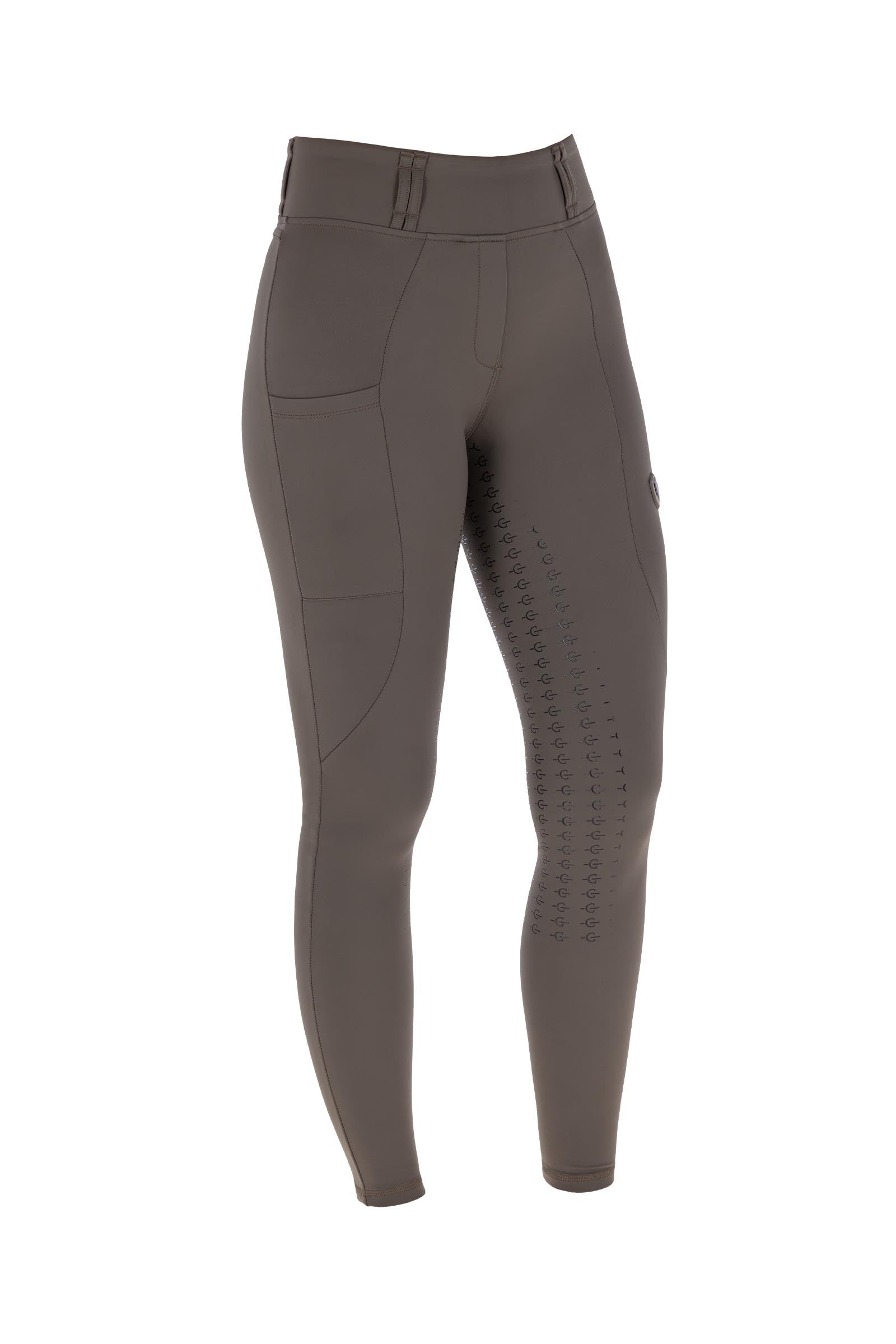 Pack shot 4