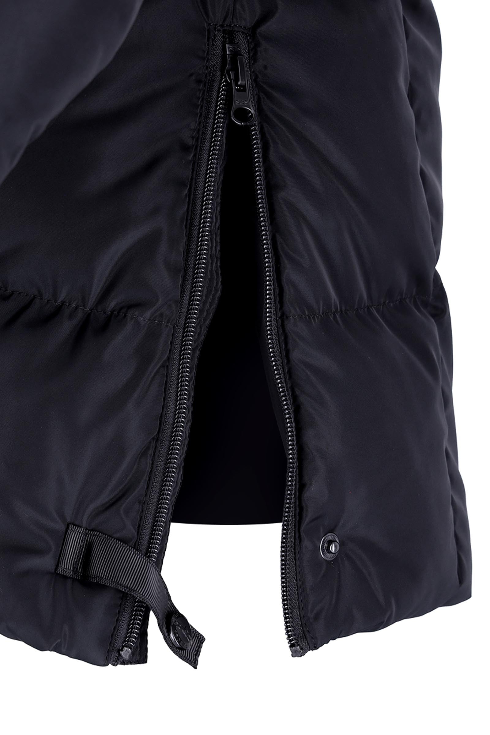 Pack shot 7