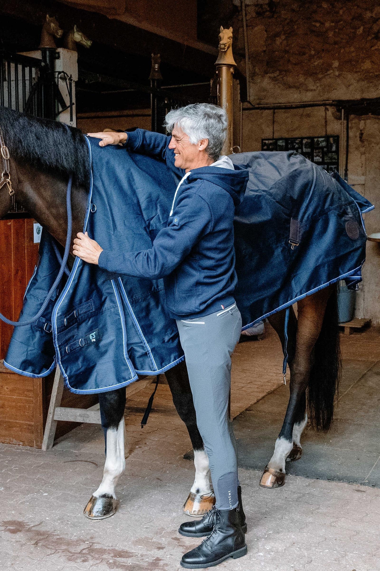 Equi Theme EQUITHÈME Classic 1200D Turnout Rug, 50 g Horse Rugs