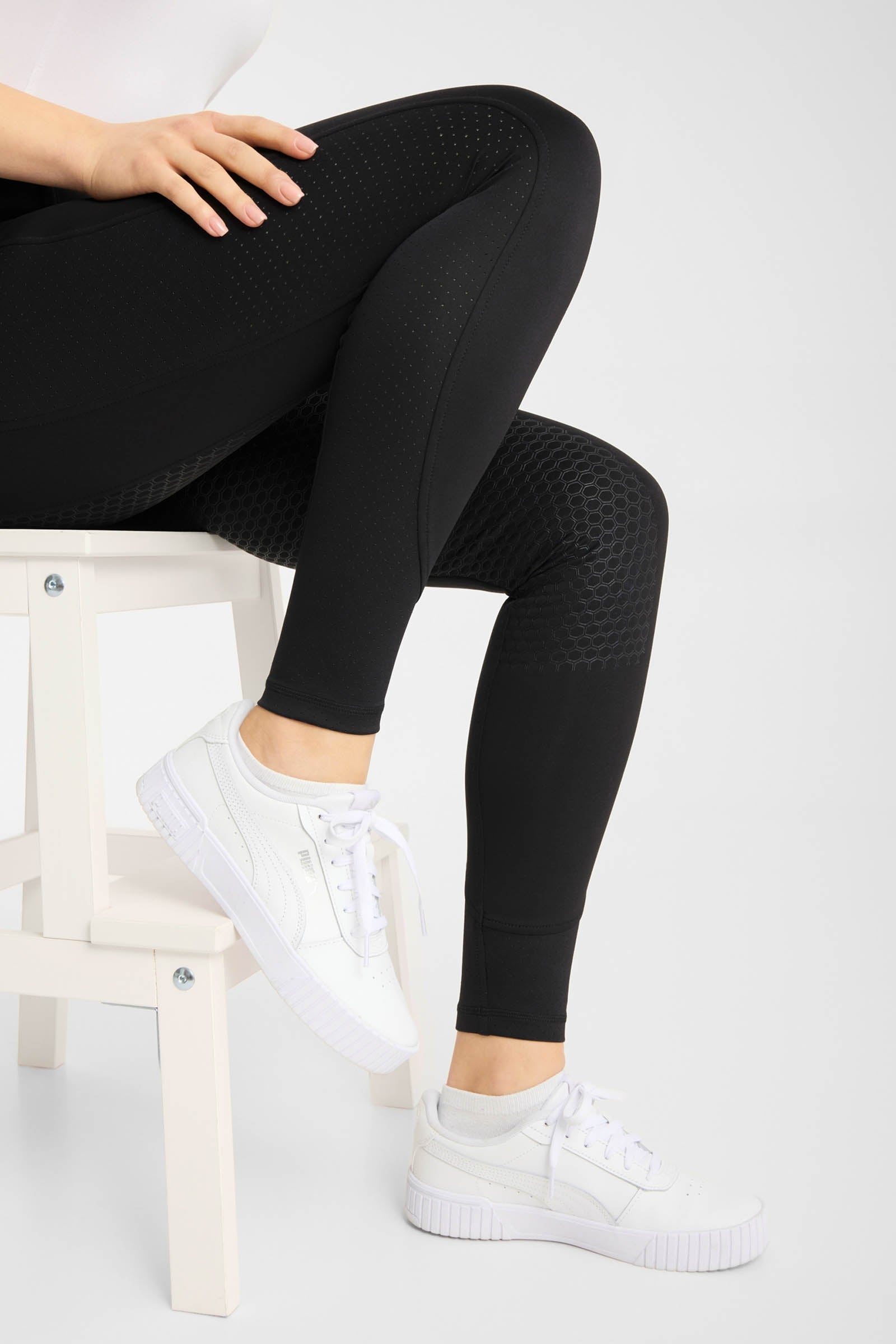 Horze Matilda Women´s Perforated Fullgrip Breeches Womens Breeches