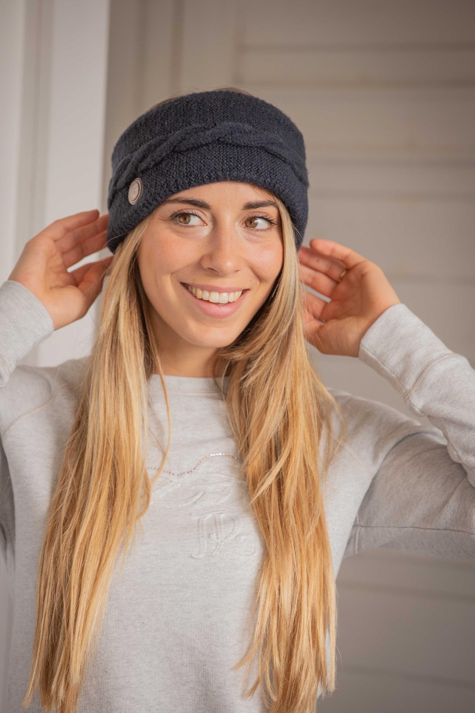 Model shot 3