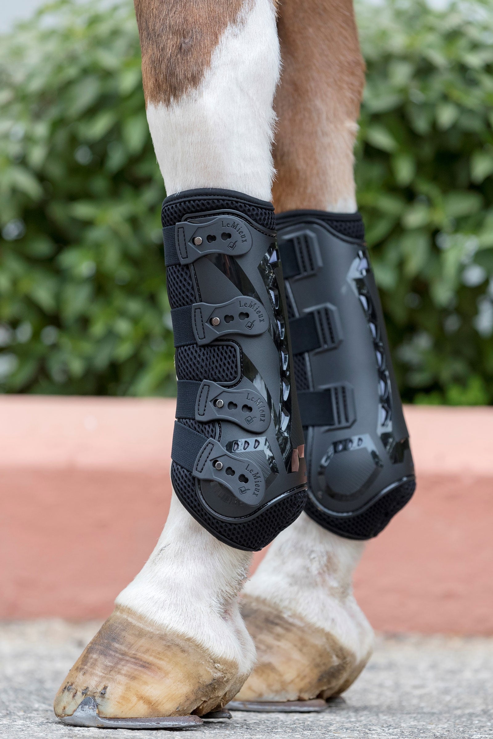 LeMieux Ultra Mesh Snug beenbeschermers achter Leg Protection & Hoof Protection for Horses