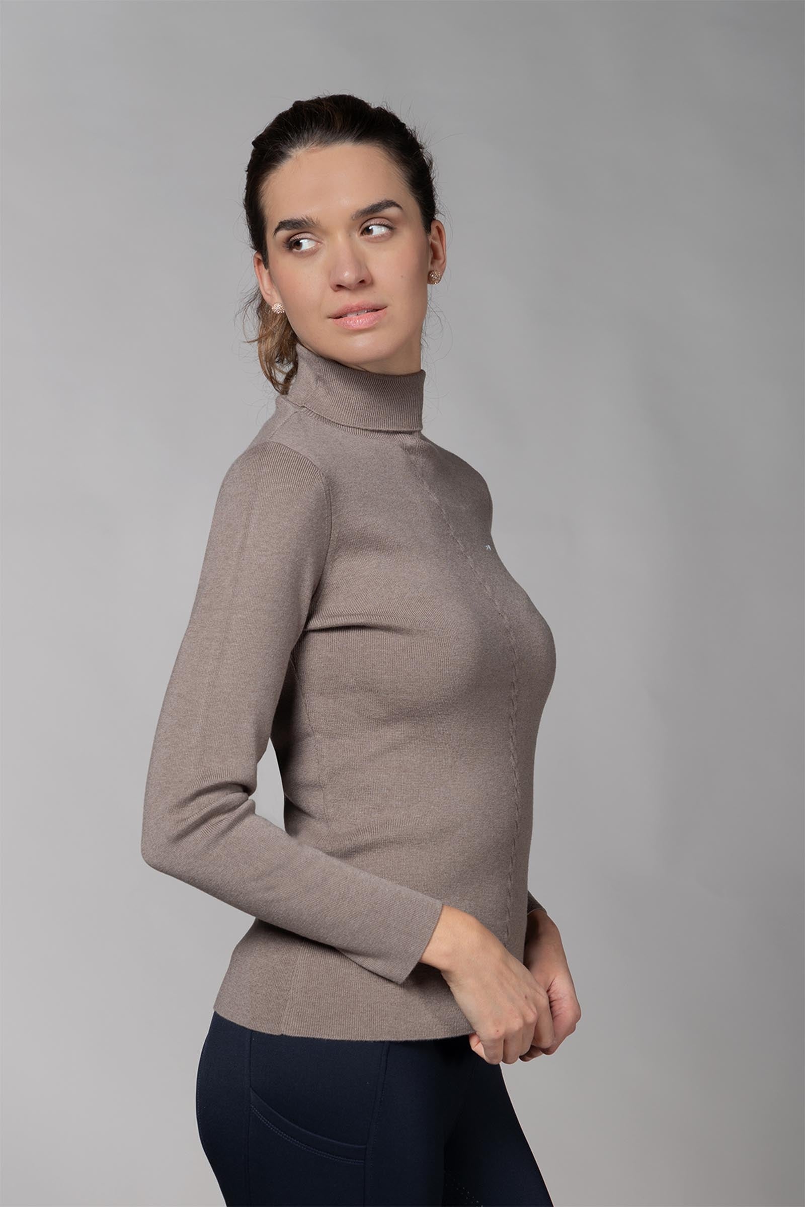 Model shot 2