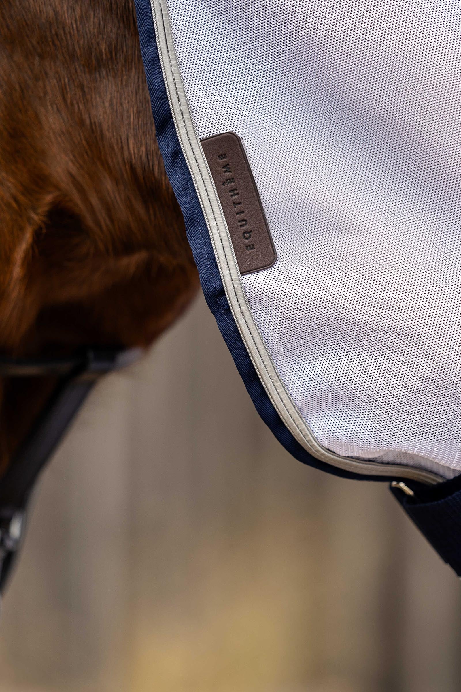 EQUITHÈME Mesh Neck Cover Horse Rugs