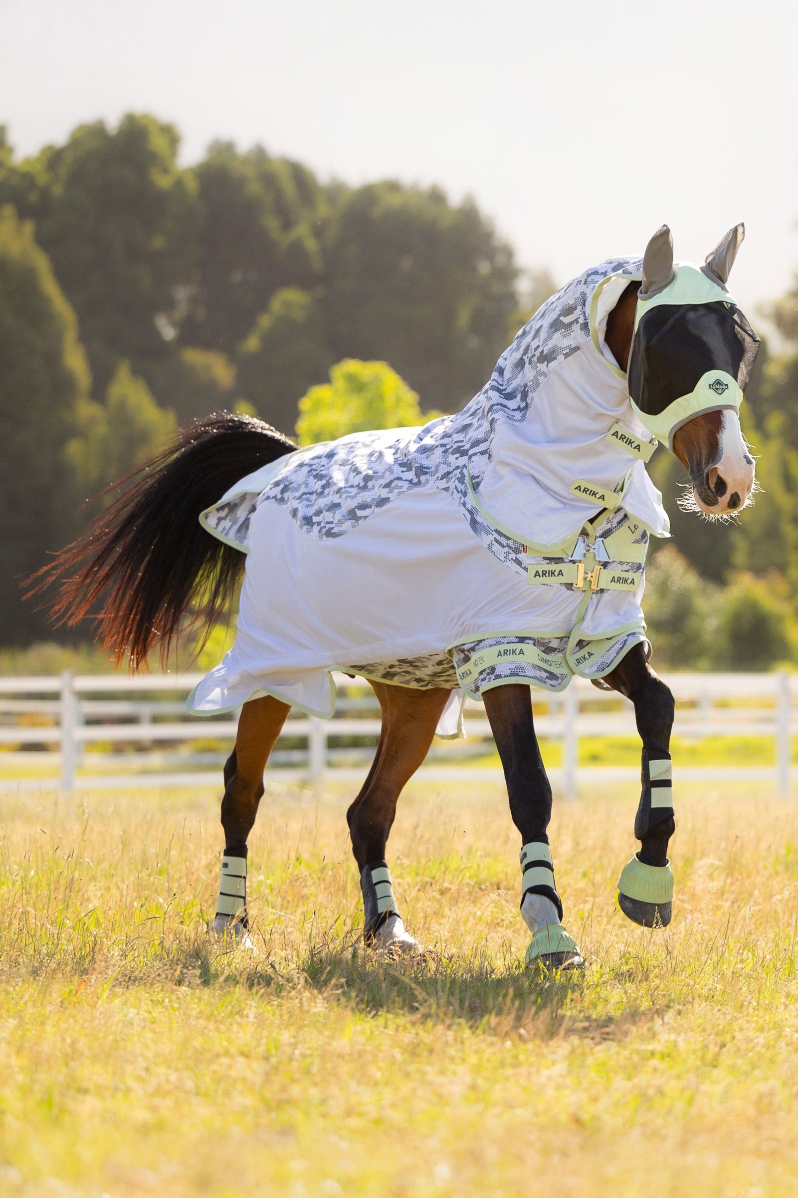 LeMieux Arika Camo-Tek vliegendeken Paardendekens