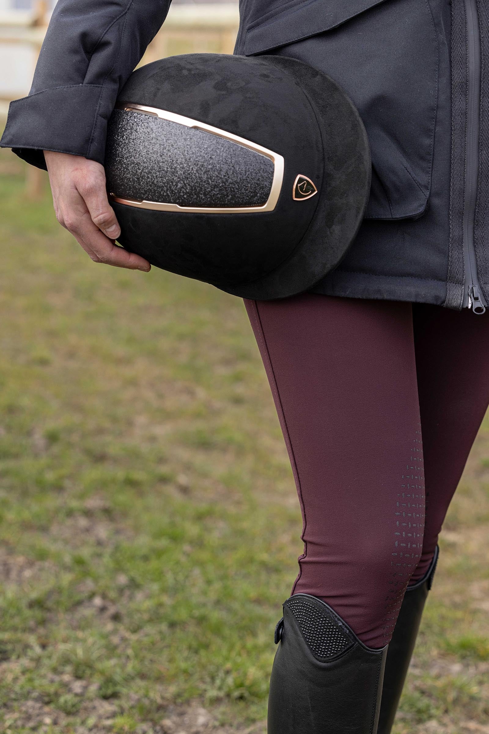 Lifestyle shot 1