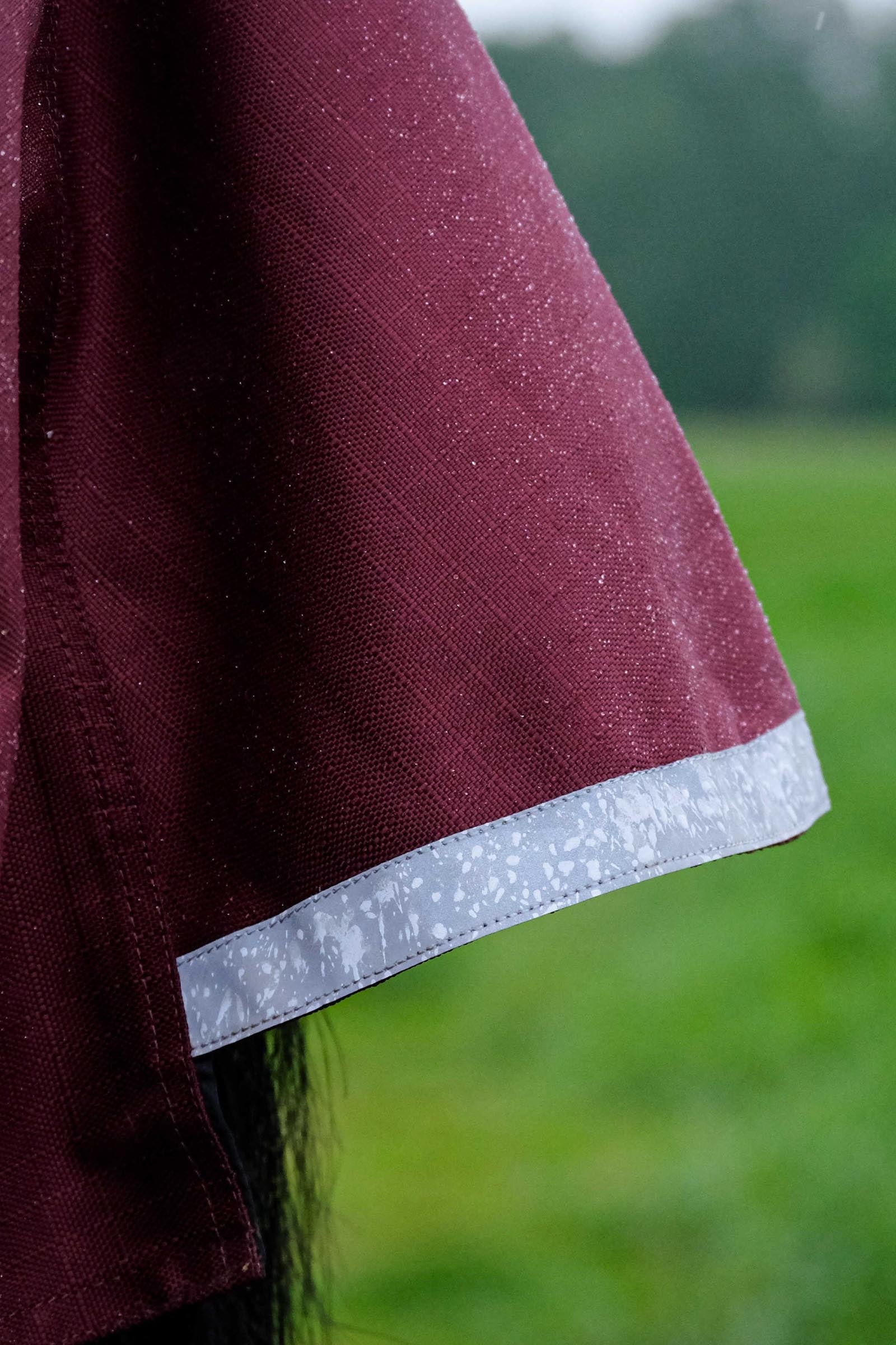 EQUITHÈME TYREX 1200D Turnout Rug, 50 g Horse Rugs